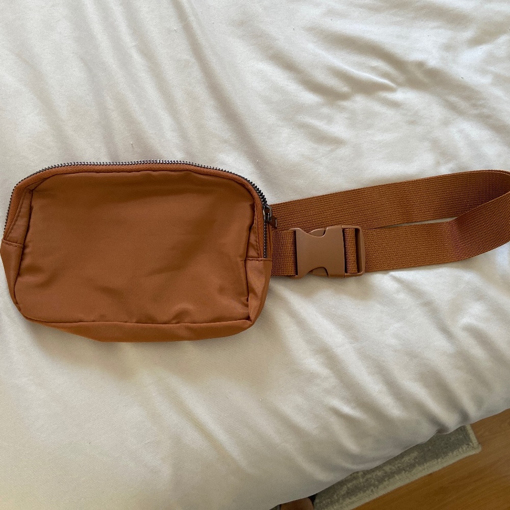 Fanny pack